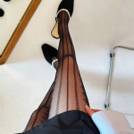 Sainte кружевные колготки с вертикальной полоской — изысканный силуэт и акцент на деталях