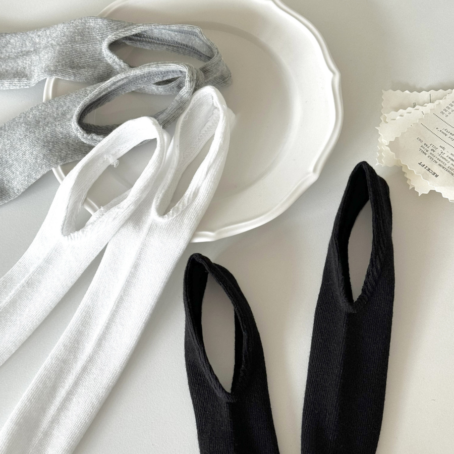 Длинные гольфы-вармеры в рубчик — стильный комфорт на весну и лето