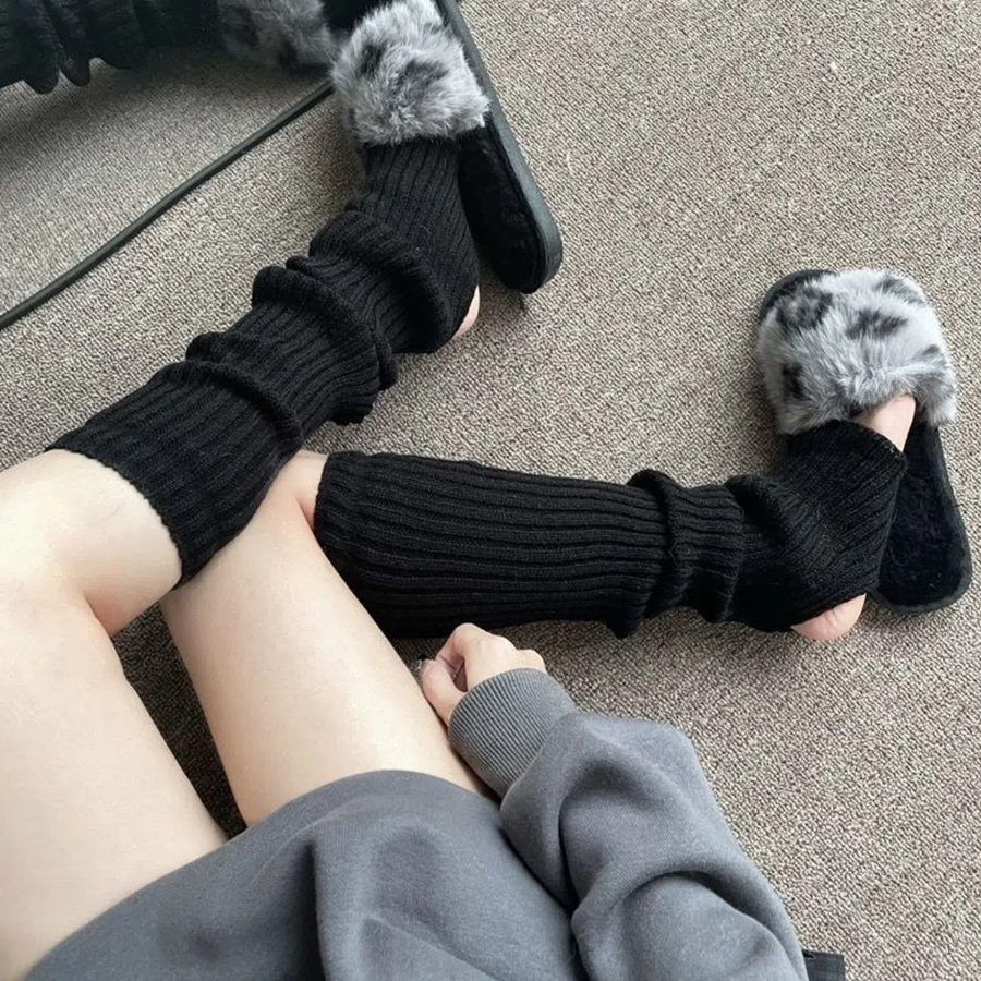 Зимние вязаные легвармеры с петлёй — уют и тепло для холодного сезона