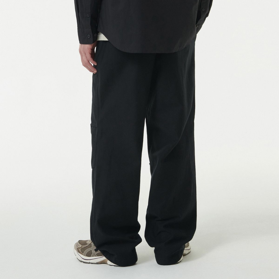 Back Satin Parachute Pants [Black]