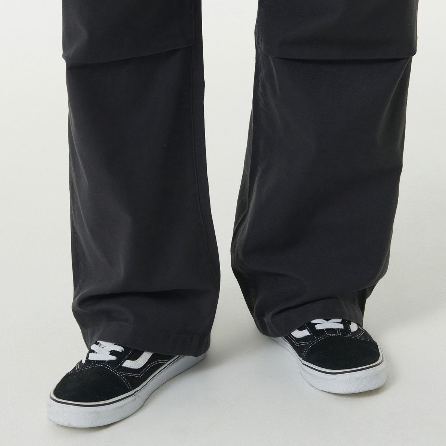 Back Satin Parachute Pants [Dark Gray]