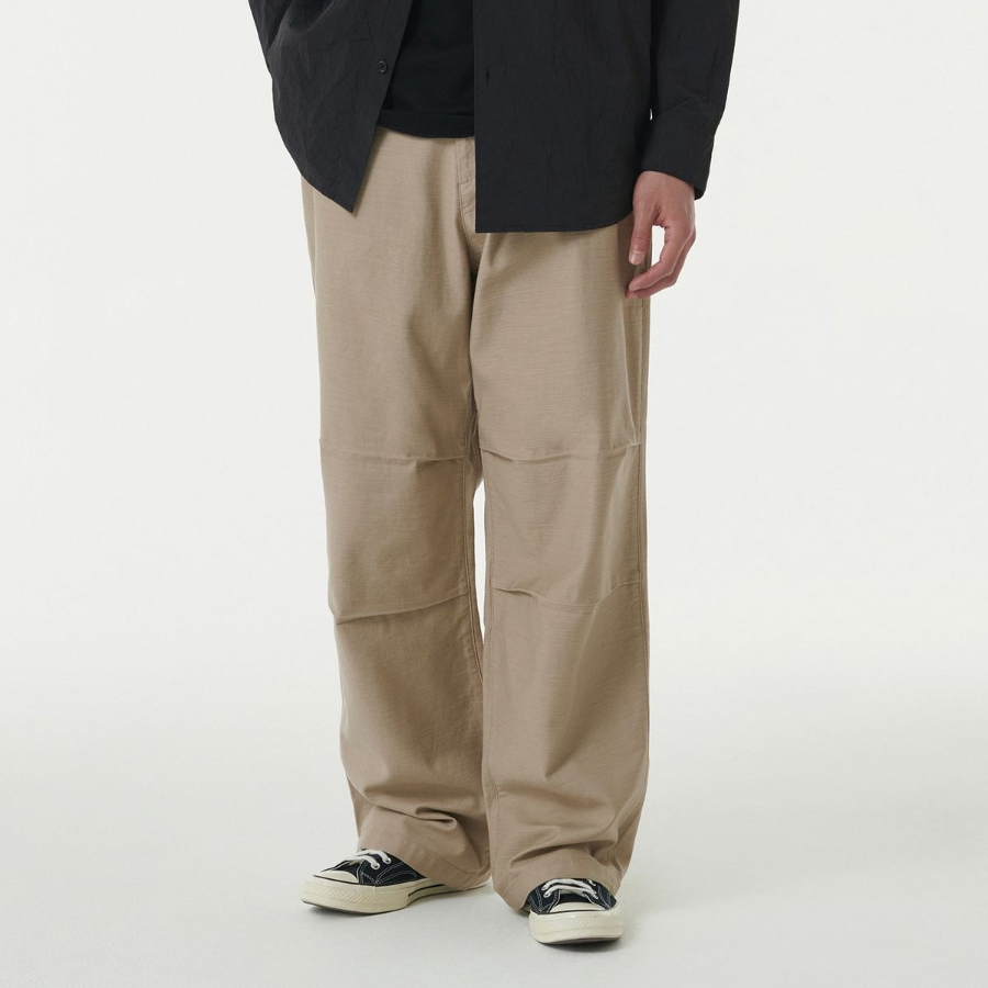 Back Satin Parachute Pants [Beige]