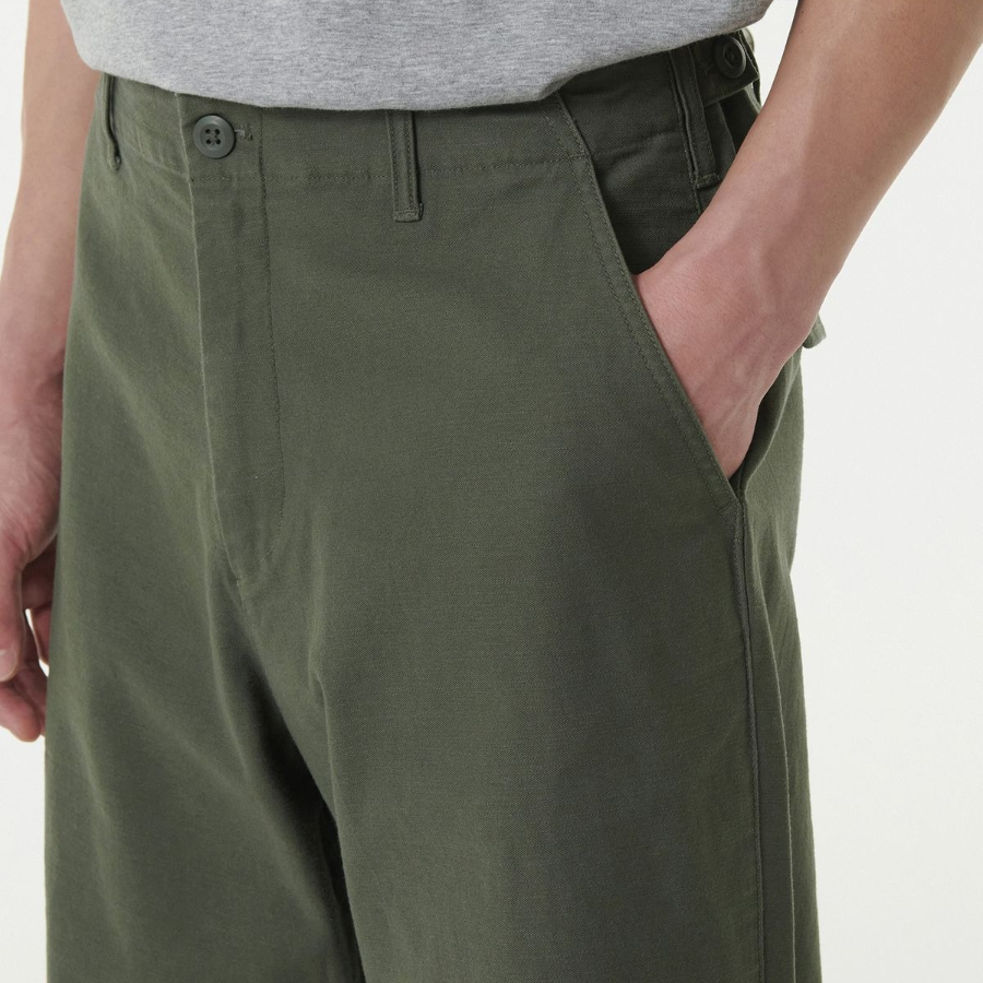 Back Satin Parachute Pants [Khaki]