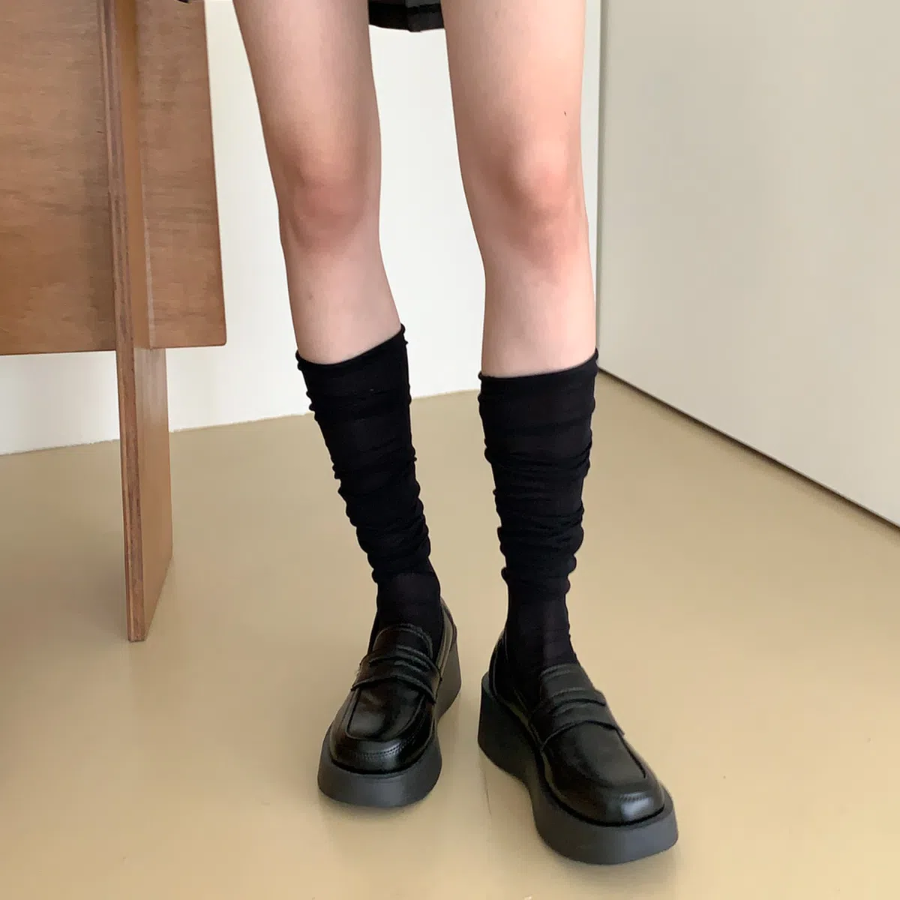 Летние полупрозрачные гольфы "Flow" — лёгкость и текстура для стильных образов