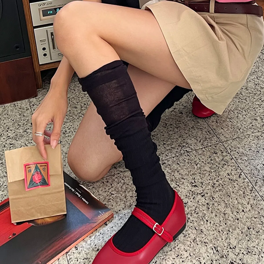 Гольфы "Cappy" в рубчик — базовый акцент в стиле минимализм и уют