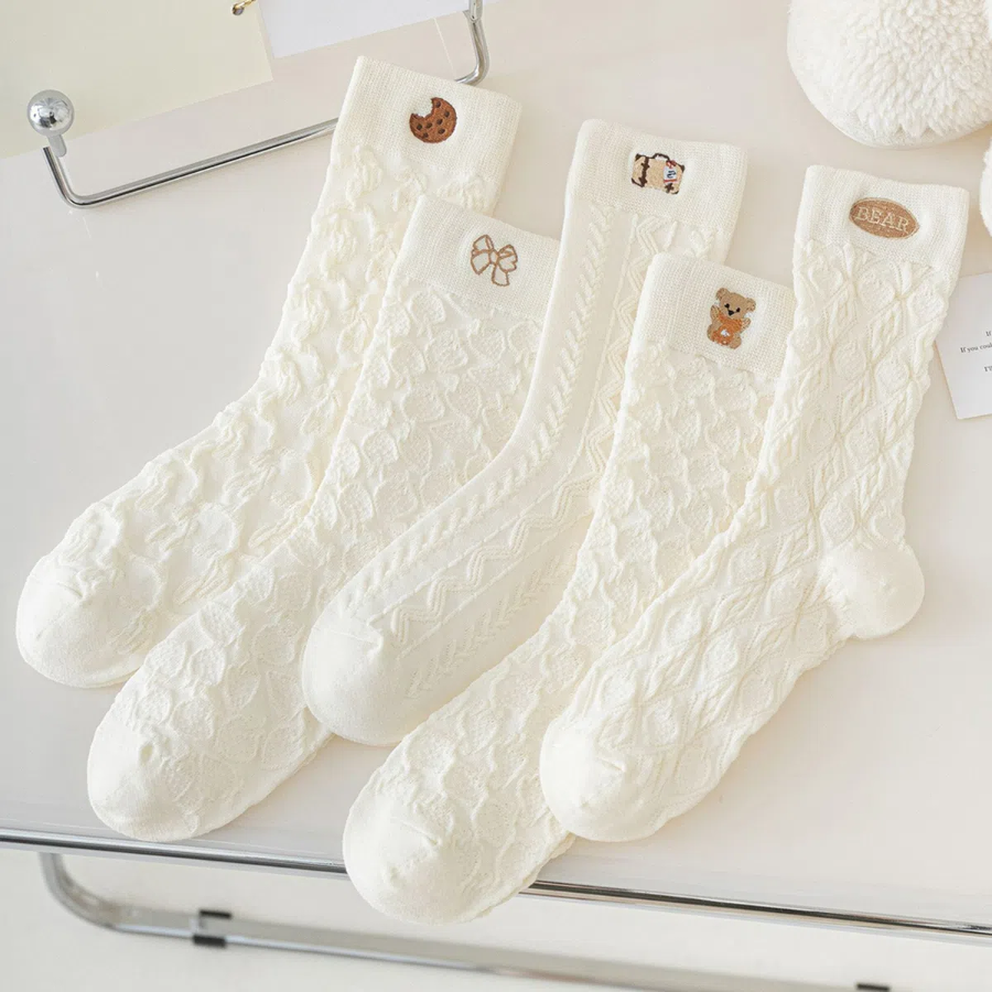 Набор из 5 пар женских носков с вышивкой и кружевом — изящность и прохлада на каждый день