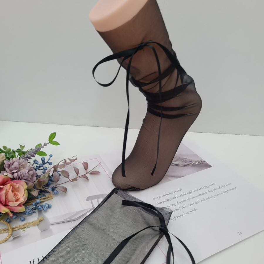 Lorian — женские полупрозрачные носки с рюшей и бантом для романтичного образа