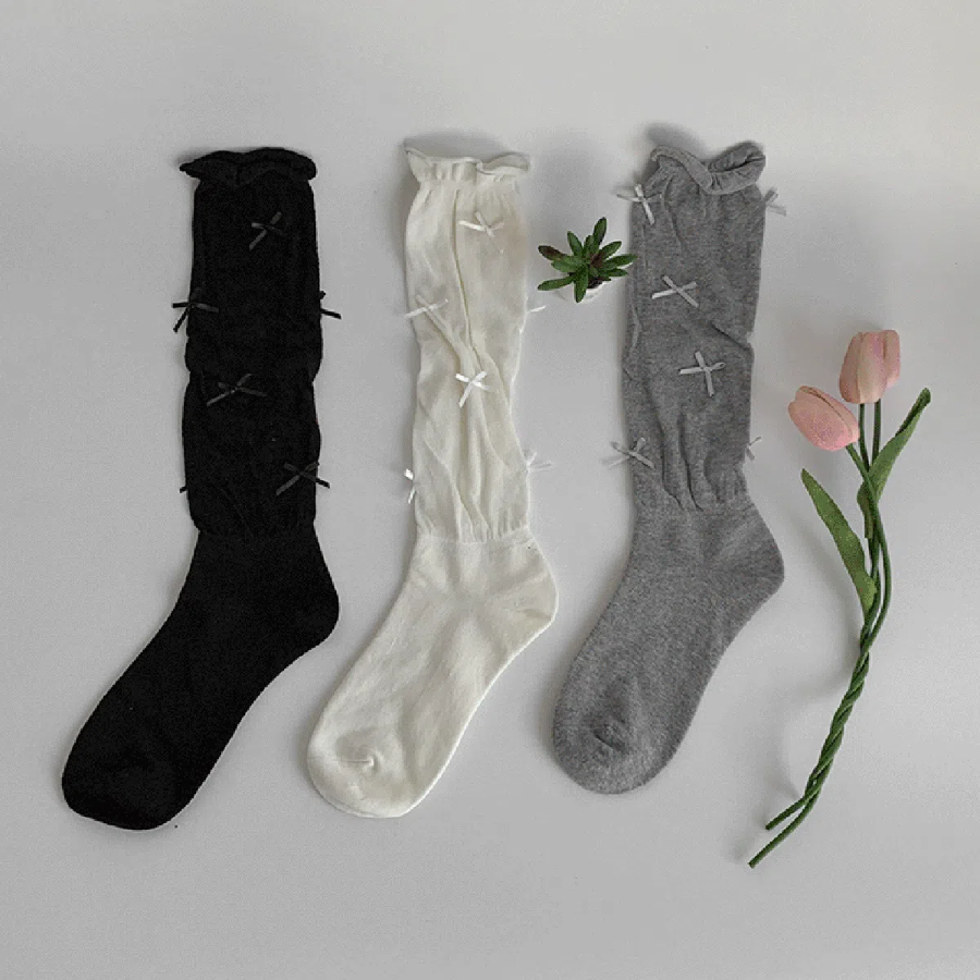 Полупрозрачные носки с контрастной вставкой и бантиками – "Ribbon KongKong"