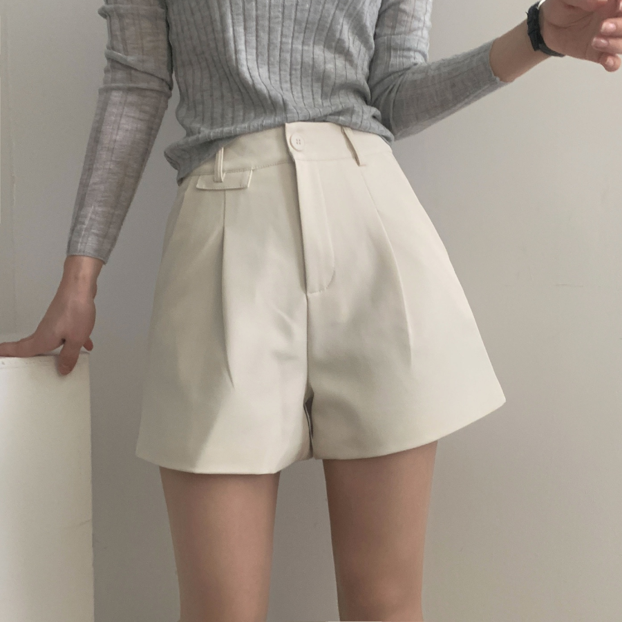 Визуально стройнящие шорты-слэксы "Move"