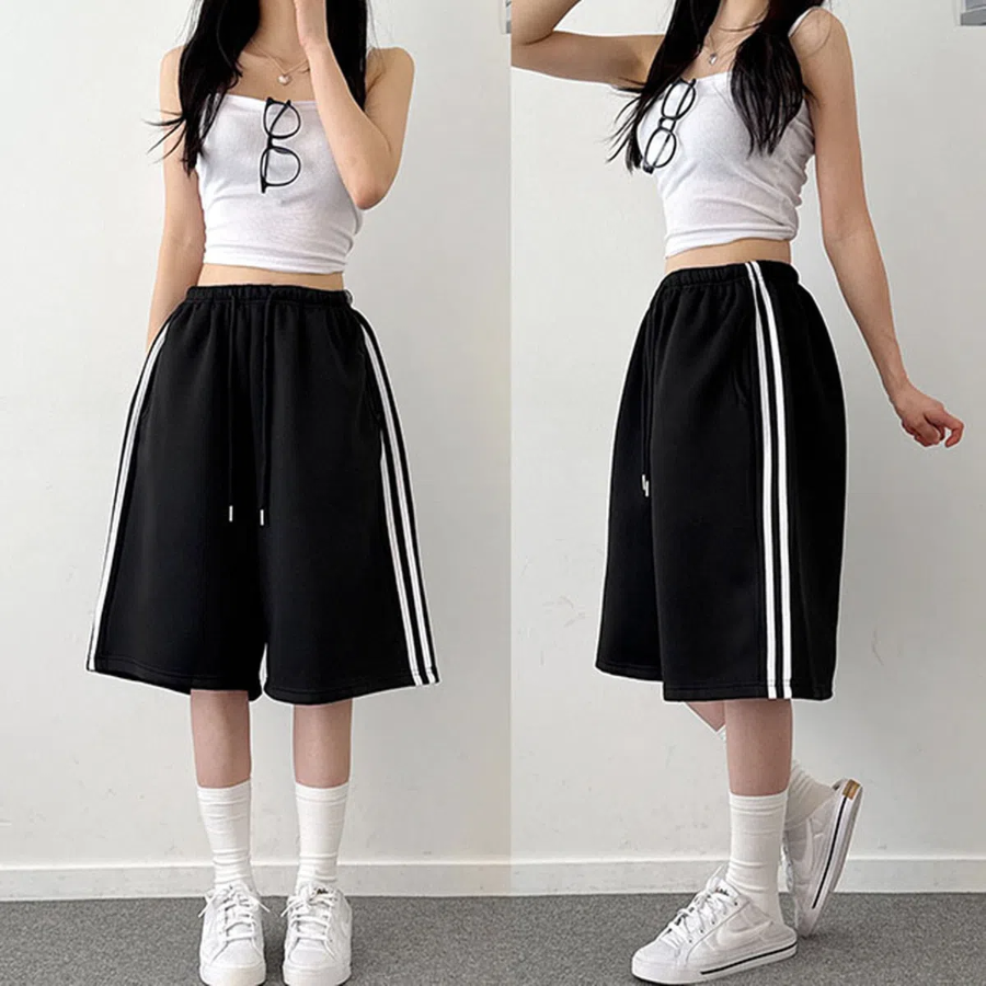 Спортивные бермуды с двойной боковой полосой