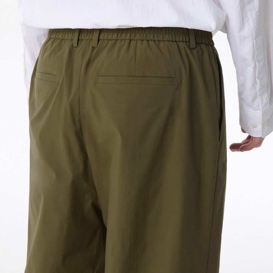 SOLOTEX One-Tuck Wide Comfort Banding Pants [Khaki]