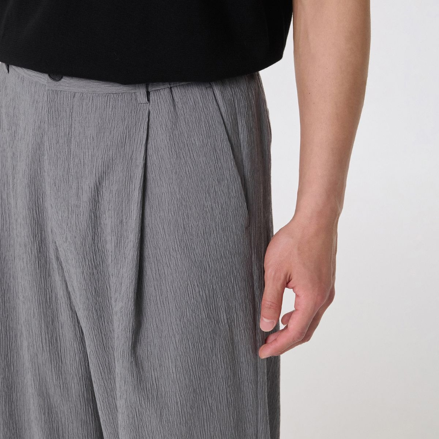 Crinkle One-Tuck Wide Banding Pants [Gray]