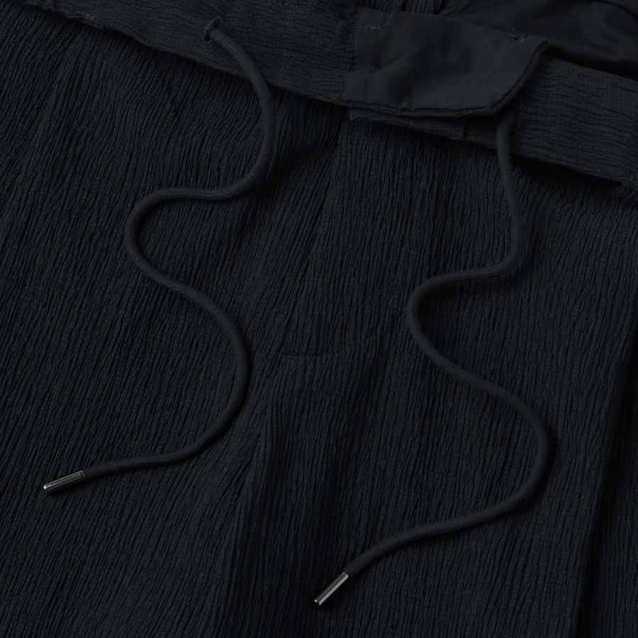 Crinkle One-Tuck Wide Banding Pants [Black]