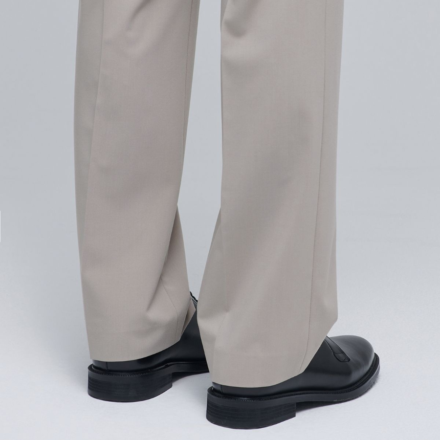 [Cooltandard] Semi Wide Hidden Banding Slacks [Light Beige]