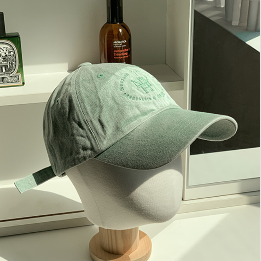 Vintage Pigment Washed Embroidered Cap — винтажная бейсболка с пигментной стиркой и вышивкой