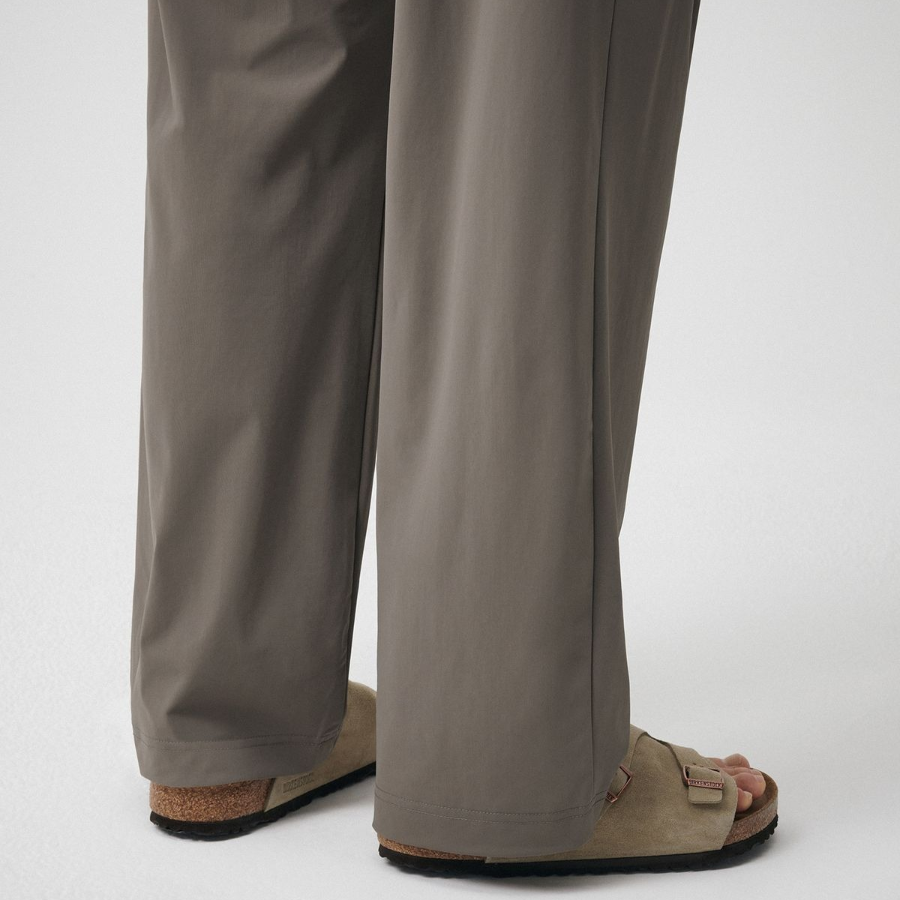 [Cooltandard] Cooling Deep Tuck Wide Banding Pants [Dusty Beige]