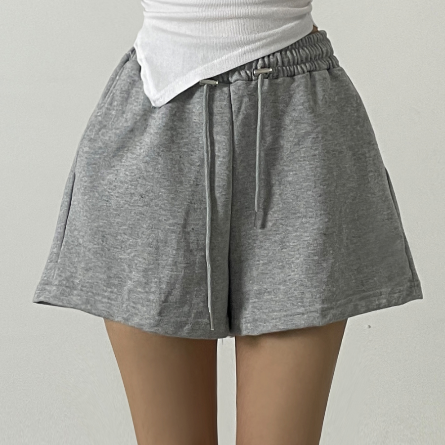 Спортивные шорты с защипами и стоперами, A-силуэт, 4/4 длины