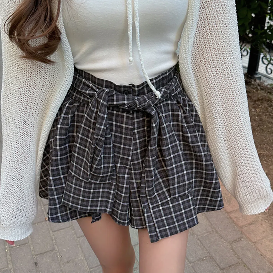 Клетчатая юбка-шорты с запахом и завязками Kiri