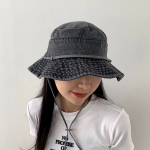 Кепка Noelly Denim Safari Bucket Hat — стильный и практичный акцент для летних образов