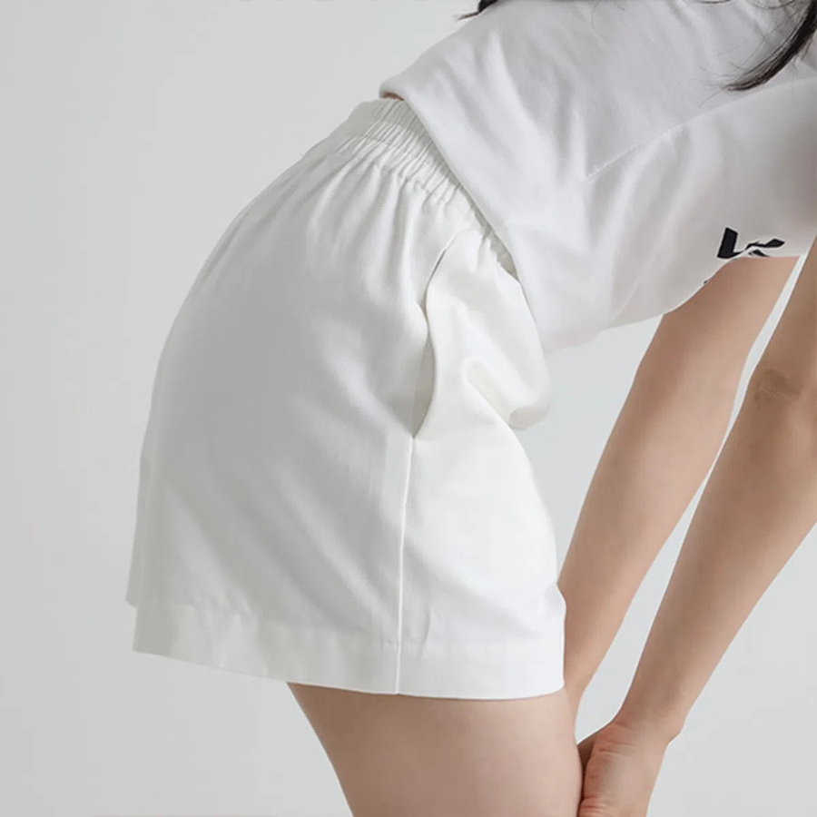 Женские хлопковые A-силуэтные шорты с эластичным поясом