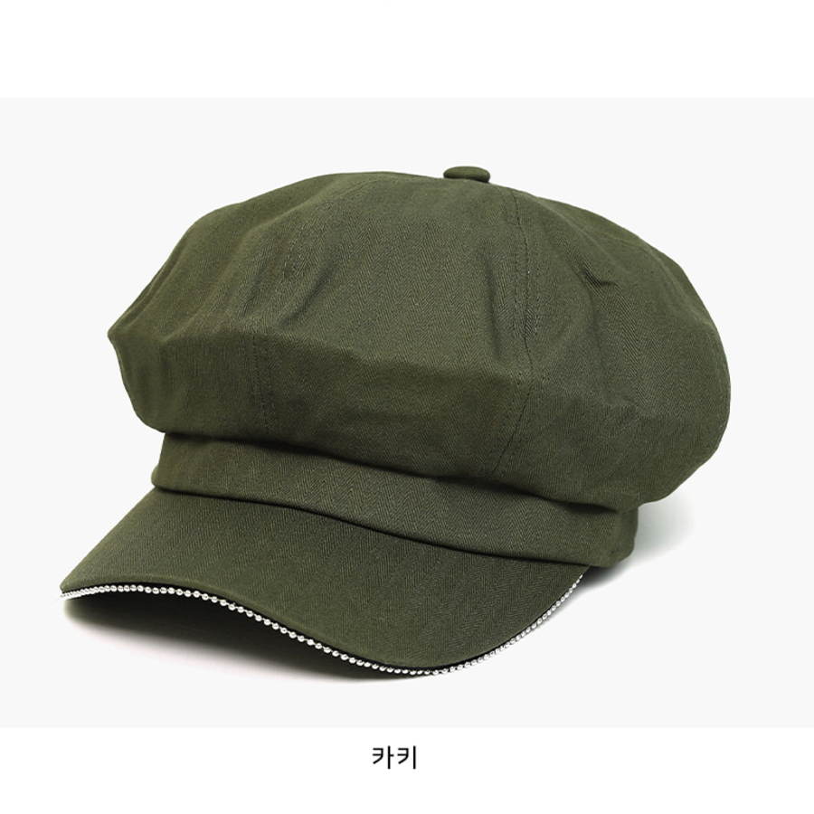 Женская кепка с цепочкой Daily Ball Chain Newsboy Cap — элегантный акцент на каждый день