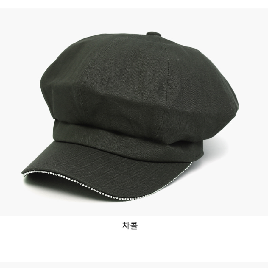 Женская кепка с цепочкой Daily Ball Chain Newsboy Cap — элегантный акцент на каждый день