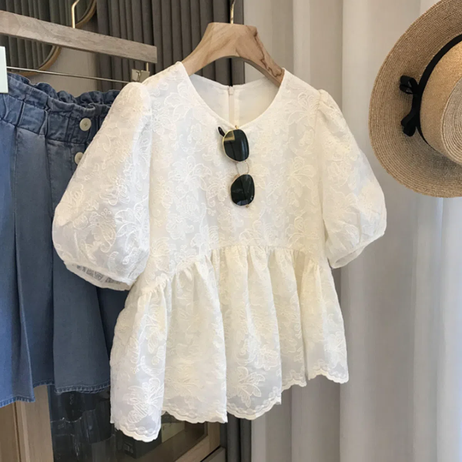 Sarangseureoun – блузка Puff Lace Blouse