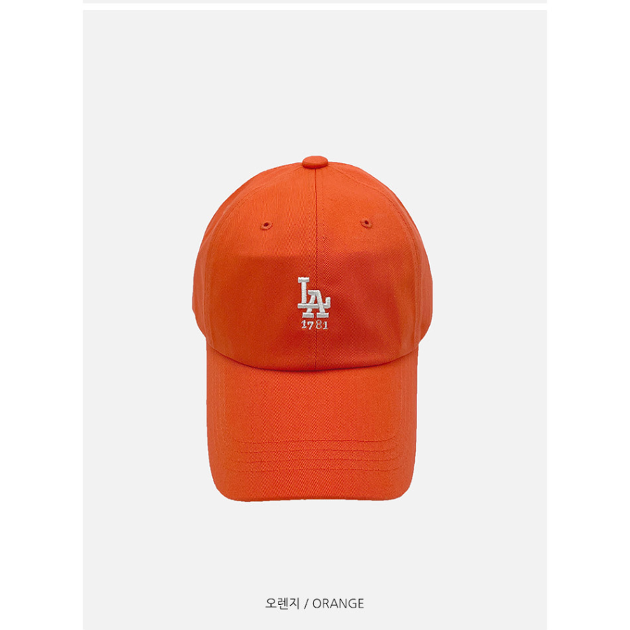 Бейсболка LA Logo Deep Fit Cap — стильная и удобная модель с глубоким силуэтом и эффектом «маленького лица»