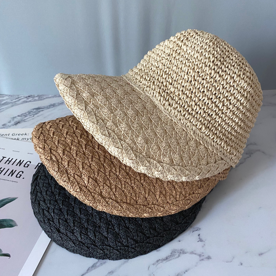 Кепка Rattan Velcro Straw Cap — лёгкий и дышащий летний аксессуар в природном стиле