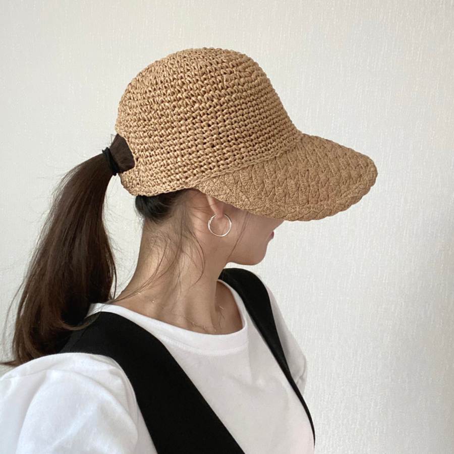 Кепка Rattan Velcro Straw Cap — лёгкий и дышащий летний аксессуар в природном стиле