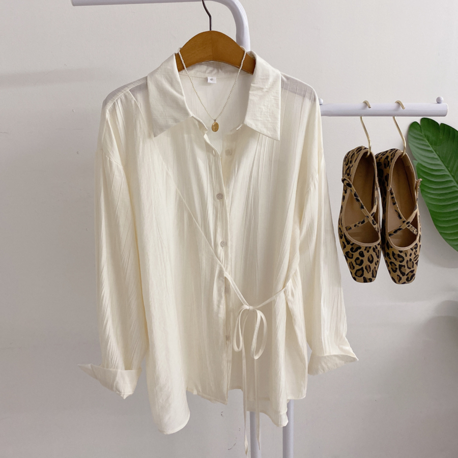 Seoldeumil – рубашка Pleated Diagonal Ribbon Wrap Shirt