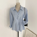 Seoldeumil – рубашка Pleated Diagonal Ribbon Wrap Shirt