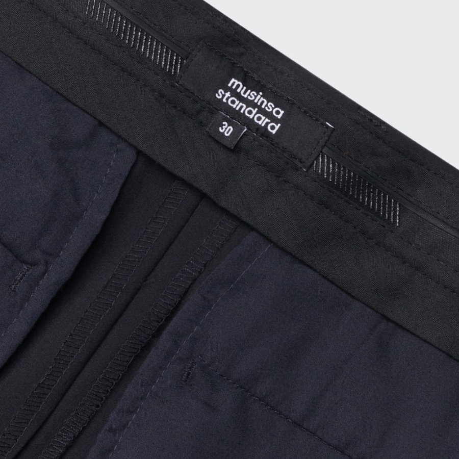 [Cooltandard] Relaxed Tapered Hidden Banding Crop Slacks [Navy]