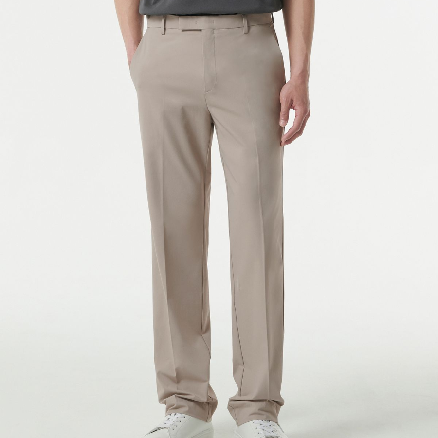 Sportive Straight Slacks [Light Beige]