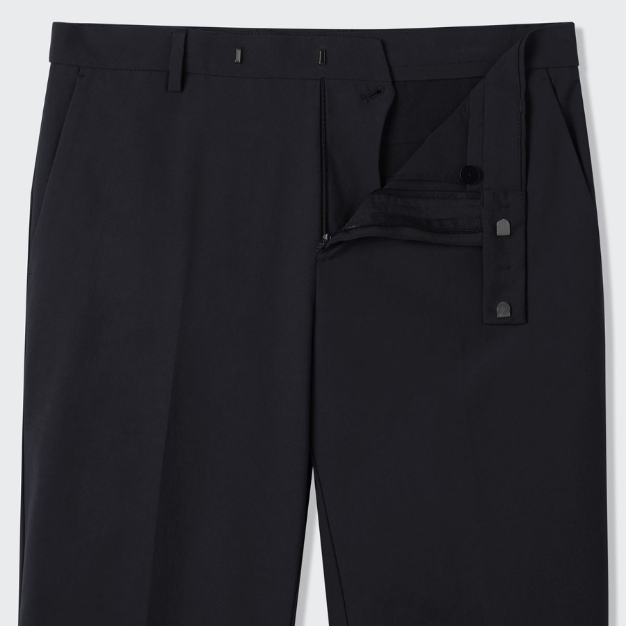 Sportive Straight Slacks [Black]