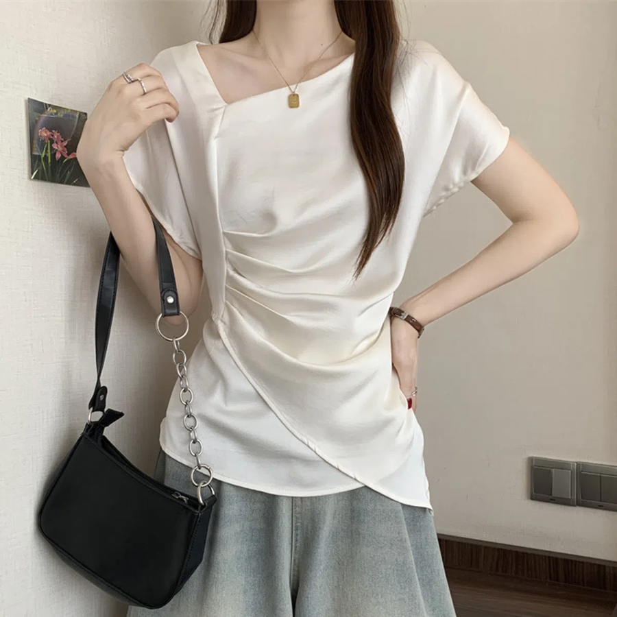 Feminine – блузка Draped Blouse