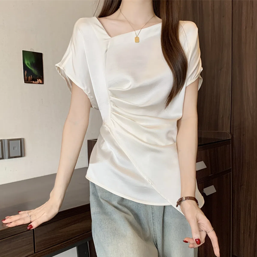 Feminine – блузка Draped Blouse