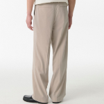 Light Plain One-Tuck Wide Hidden Banding Slacks [Light Beige]