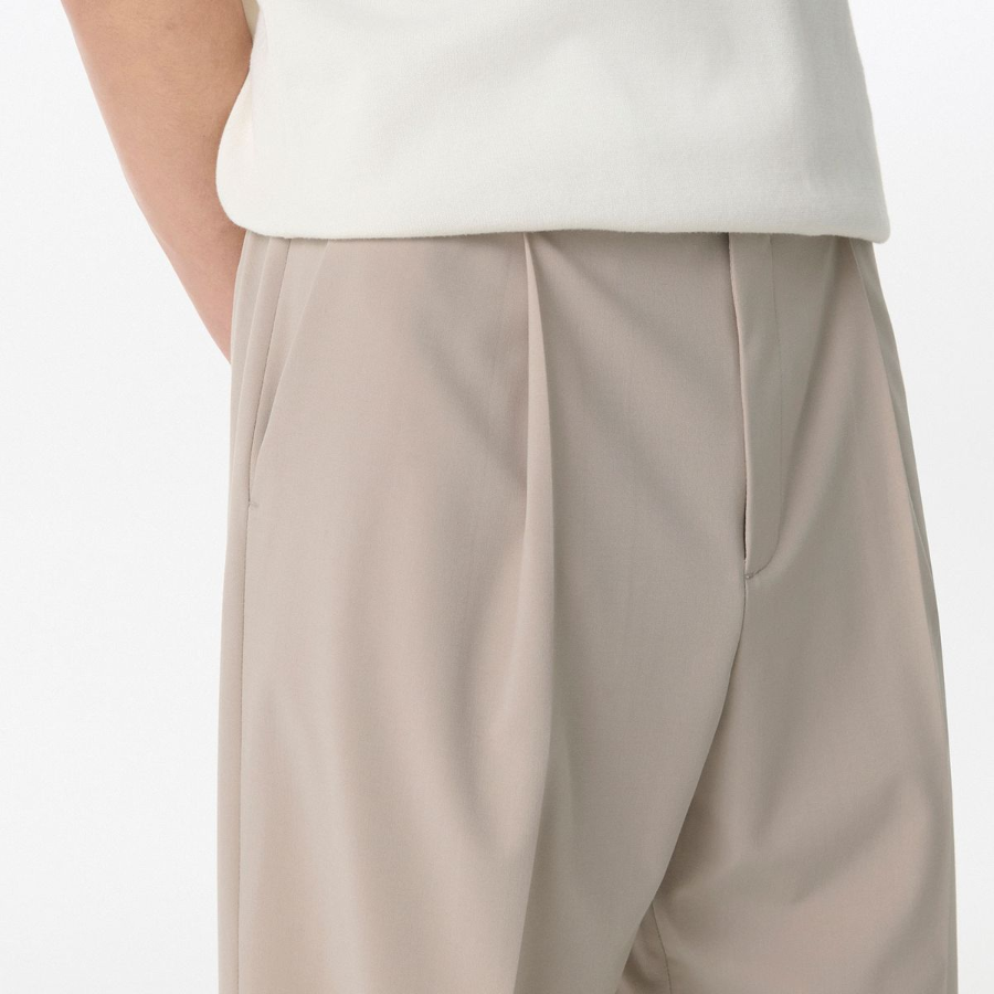 Light Plain One-Tuck Wide Hidden Banding Slacks [Light Beige]