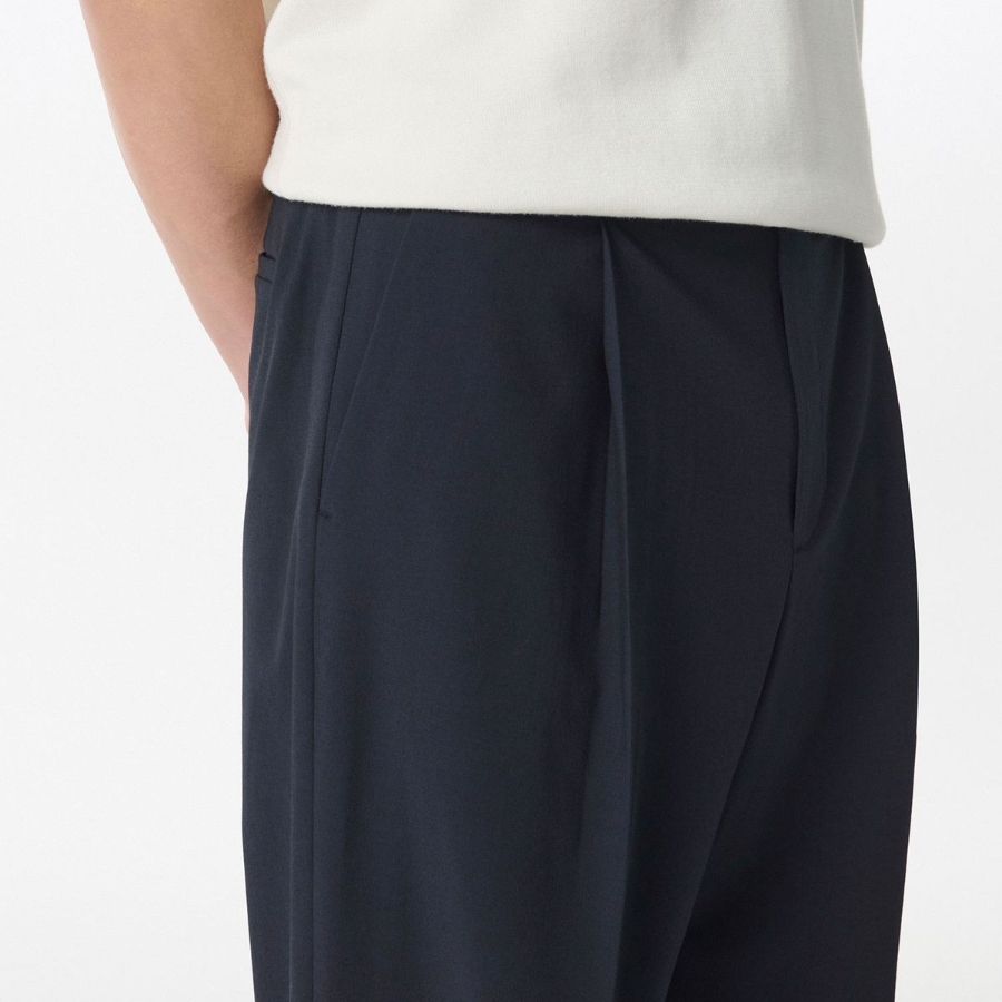 Light Plain One-Tuck Wide Hidden Banding Slacks [Navy]