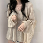 Babiane –  V-Neck Balloon Sleeve Knit Tee