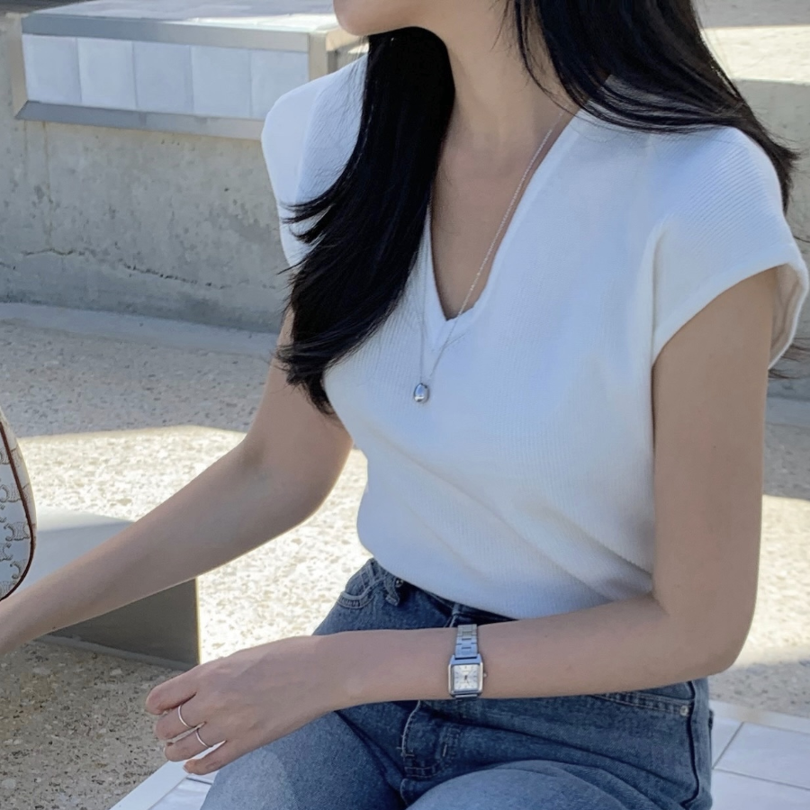 Ripley –  V-Neck Cap Sleeve Knit Tank