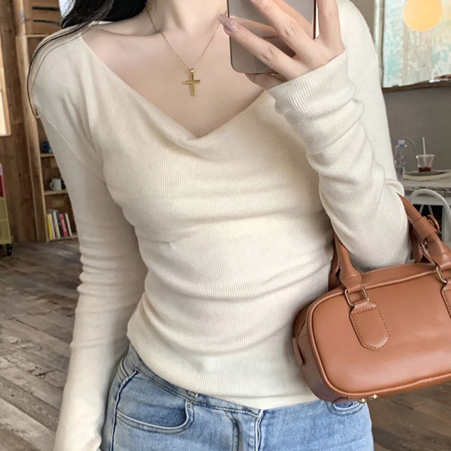 VIF –  Slimfit Drape V-Neck Knit