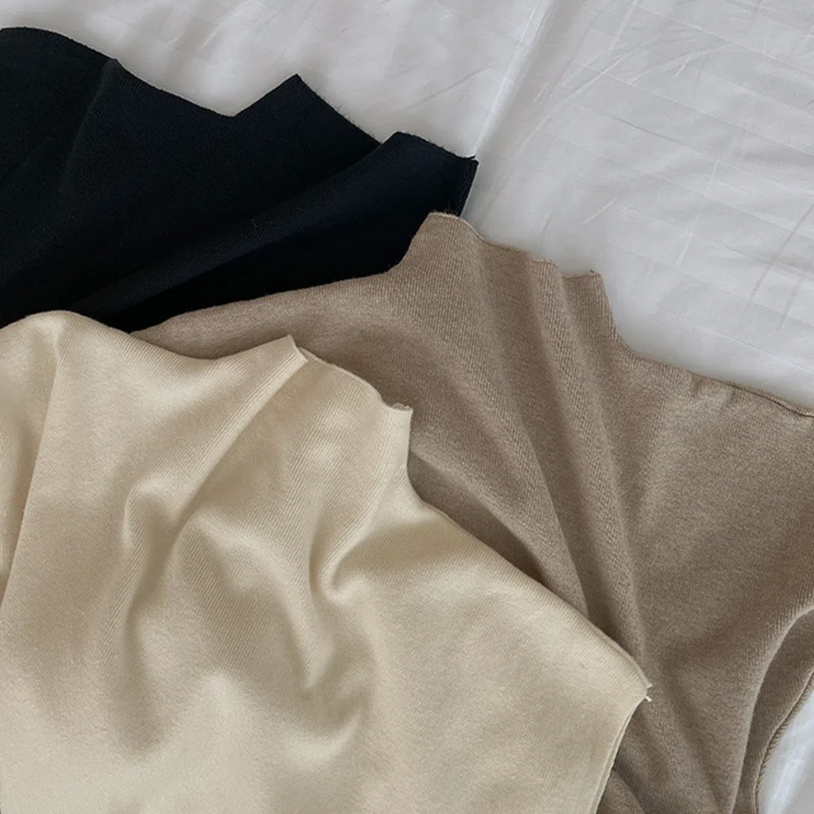 ARCO – Mock Neck Cap Sleeve Soft Knit