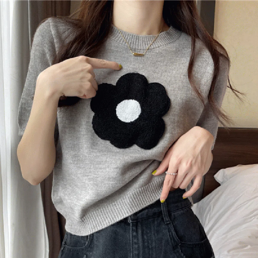 LATEN – Flower Short Sleeve Knit