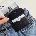 Мини-белтбэг из натуральной кожи — компактный формат и элегантный стиль