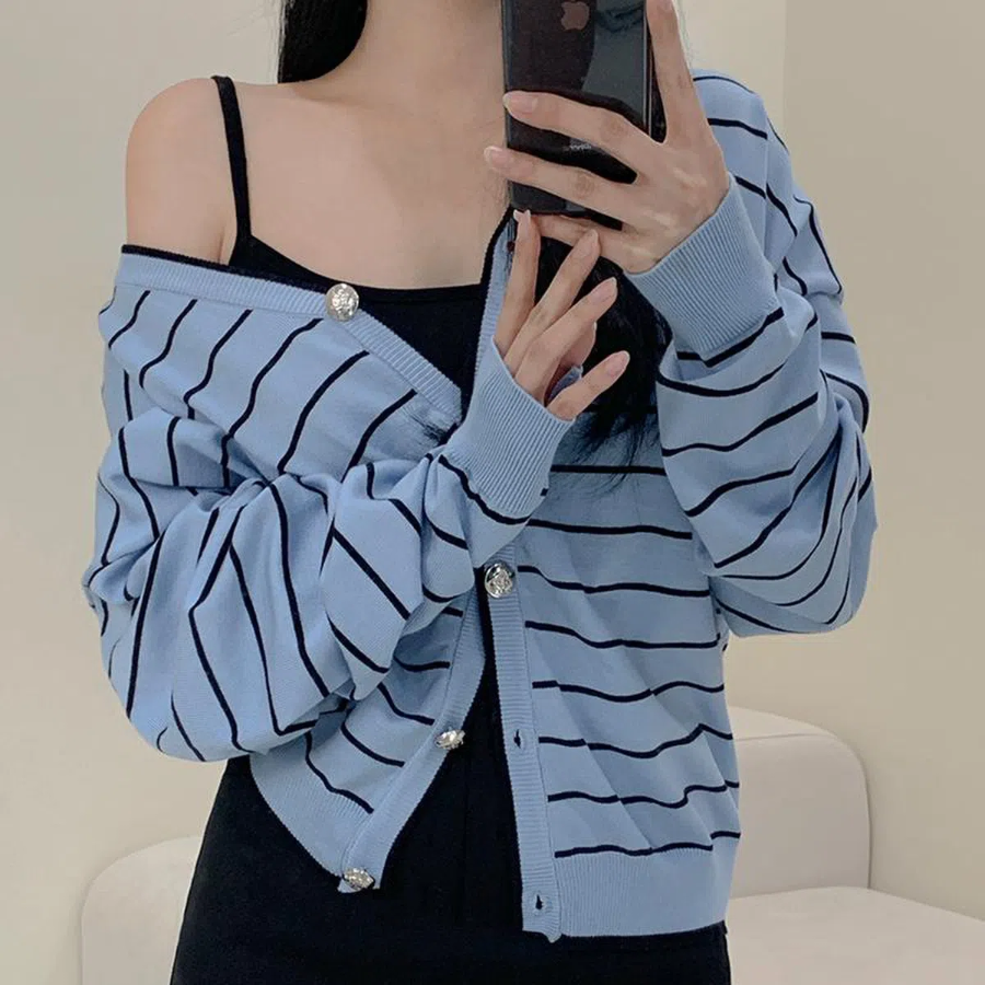 DIHAN – Loose Fit Stripe Knit Cardigan