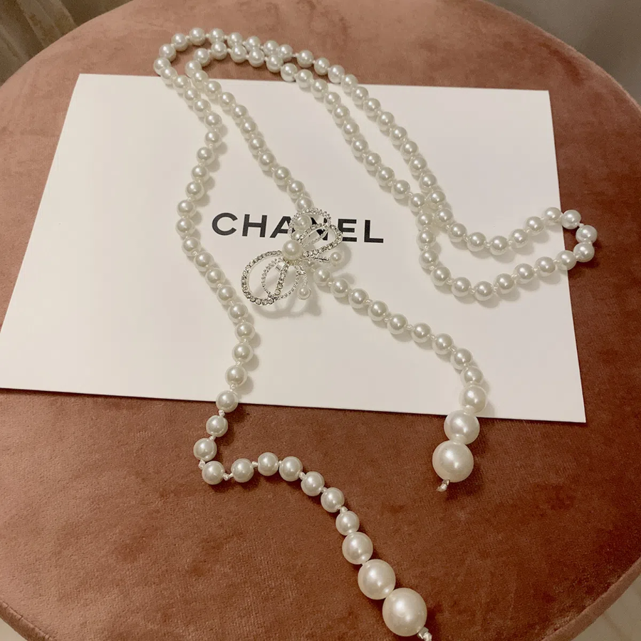 Ribbon Pearl Belt — изящный пояс с бантом и жемчужной нитью для утончённого акцента