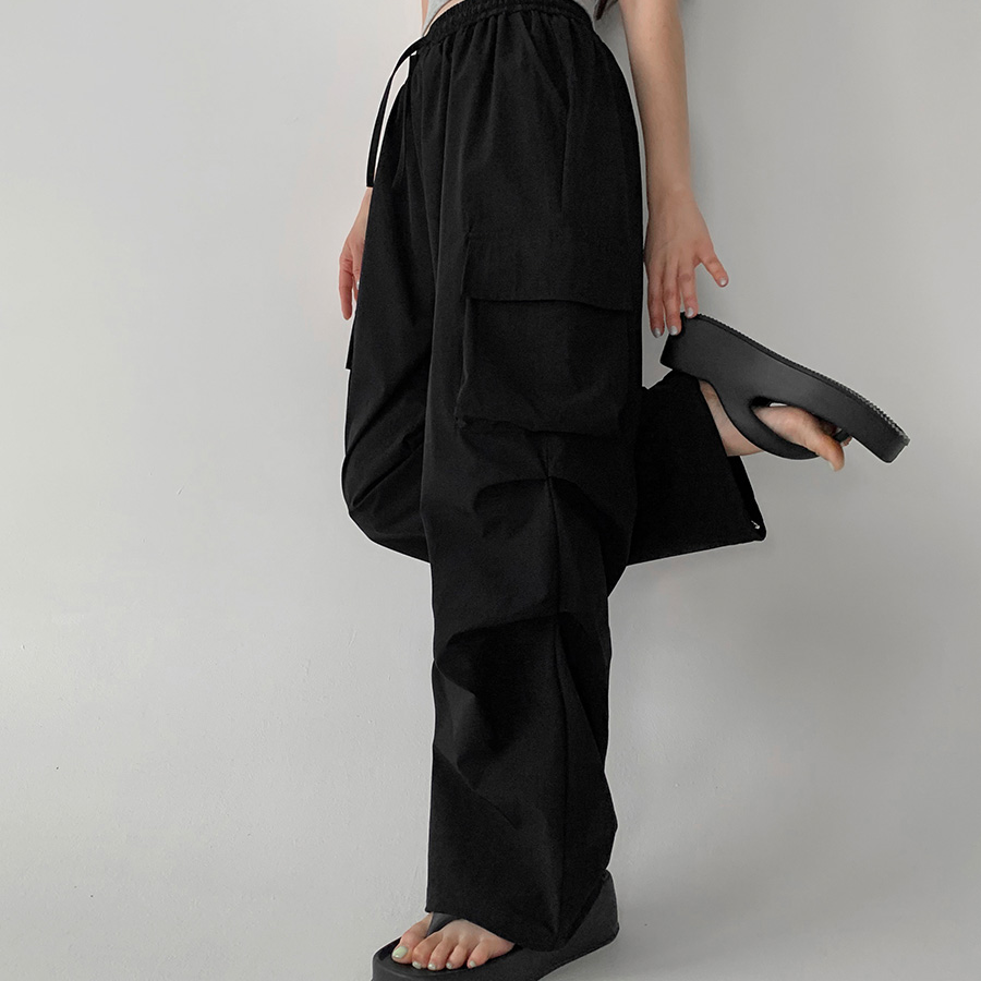 Летние брюки-карго с защипами и резинкой по краям