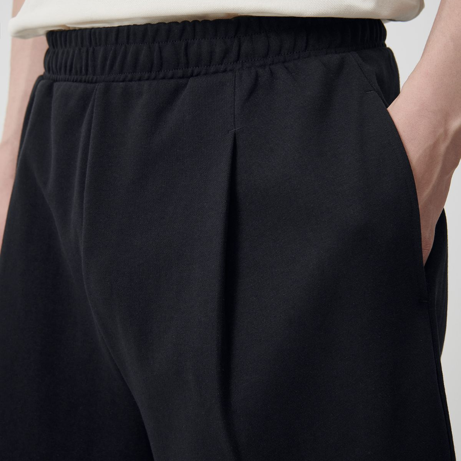 Double Knit One-Tuck Wide Sweat Shorts [Black]